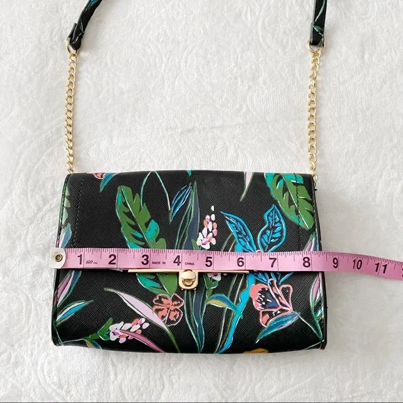 Floral Print Chain Strap Purse - Picture 9 of 11